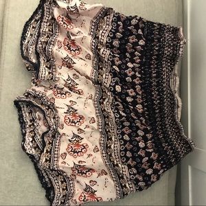 Design Lab Flowy Shorts